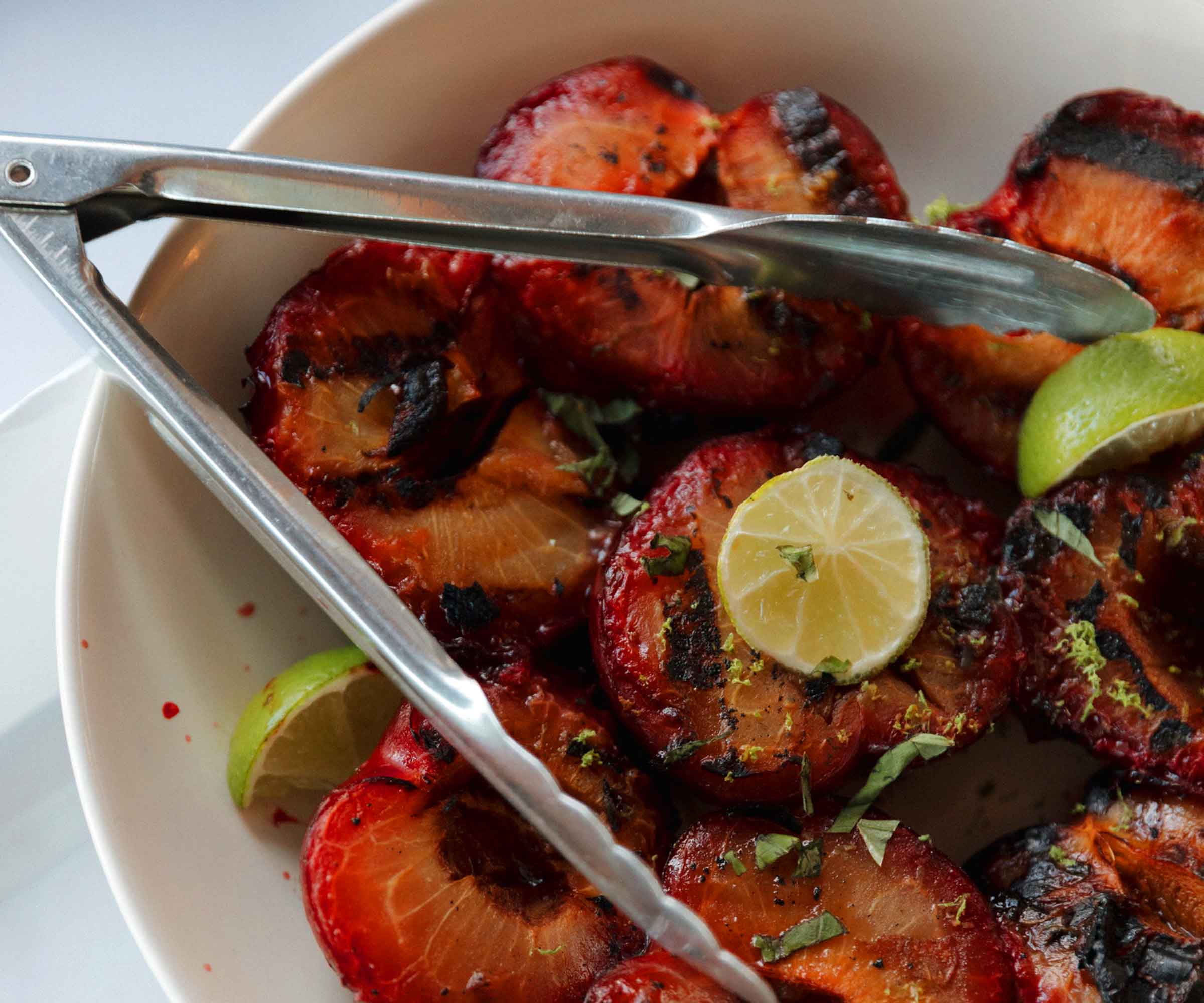 Grilled Summer Peaches